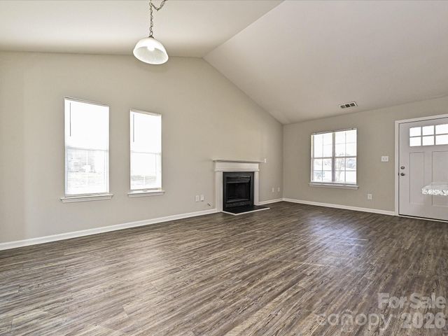 1225 Eagles Landing Drive, Charlotte, NC 28214