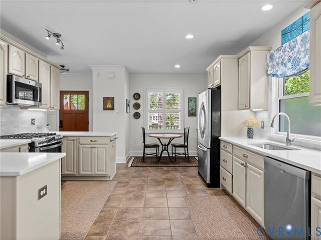 7723 Stuart Hall Rd, Henrico, VA 23229