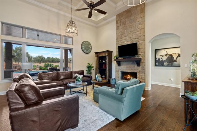 2700 County Road 282 RD, Leander, TX 78641