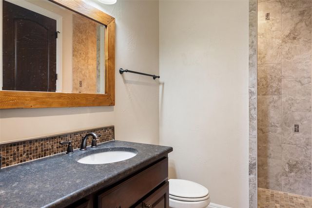 2700 County Road 282 RD, Leander, TX 78641