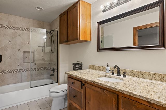 2700 County Road 282 RD, Leander, TX 78641