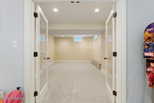 10 Red Hill Road, Middletown, NJ 07748