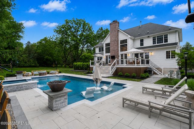 10 Red Hill Road, Middletown, NJ 07748
