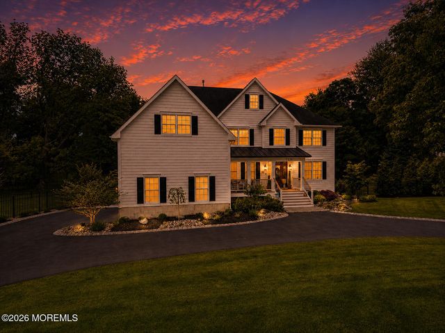 10 Red Hill Road, Middletown, NJ 07748