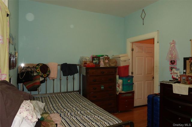 257 Lincoln Avenue, Brooklyn, NY 11208