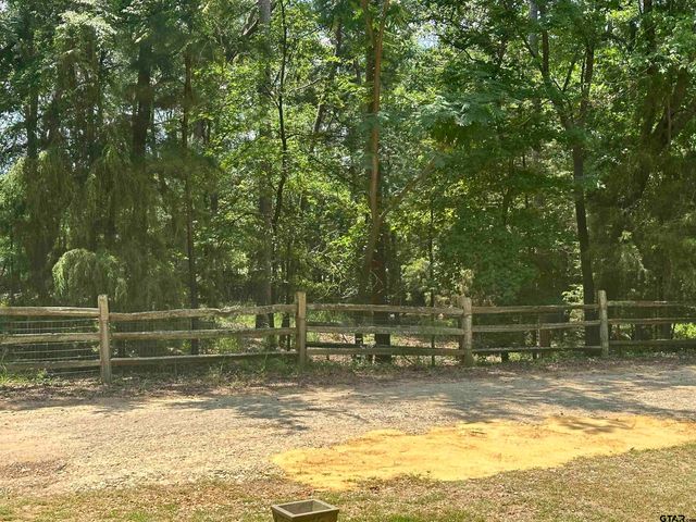 87 PR 52436, Pittsburg, TX 75686