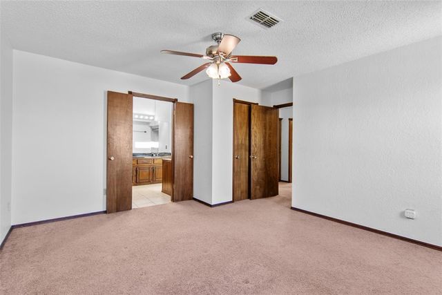 1312 Summerton Place, Yukon, OK 73099