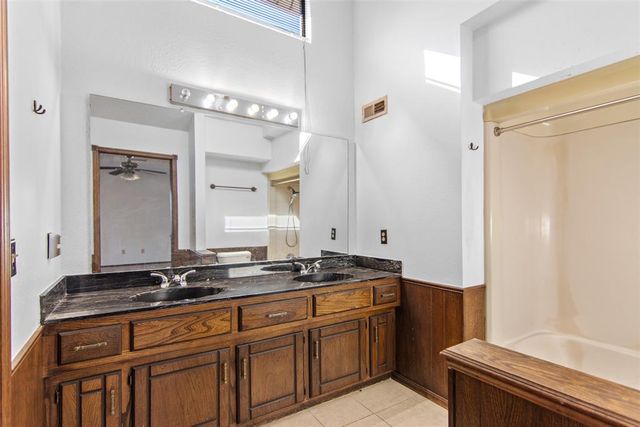 1312 Summerton Place, Yukon, OK 73099