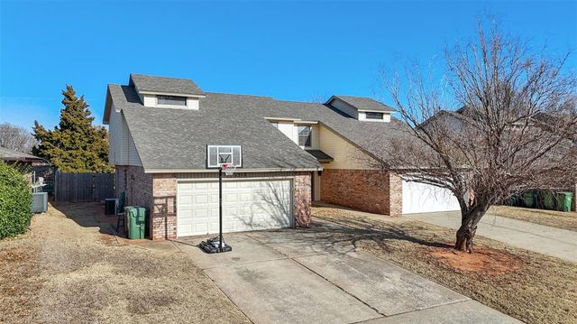 1312 Summerton Place, Yukon, OK 73099