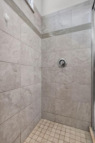1609 NW Cataluna Circle, Port St. Lucie, FL 34986