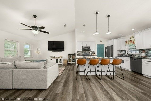 3902 Garienda Avenue, Sebring, FL 33872