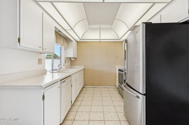 10608 W GULF HILLS Drive, Sun City, AZ 85351