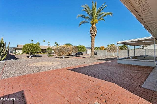 10608 W GULF HILLS Drive, Sun City, AZ 85351