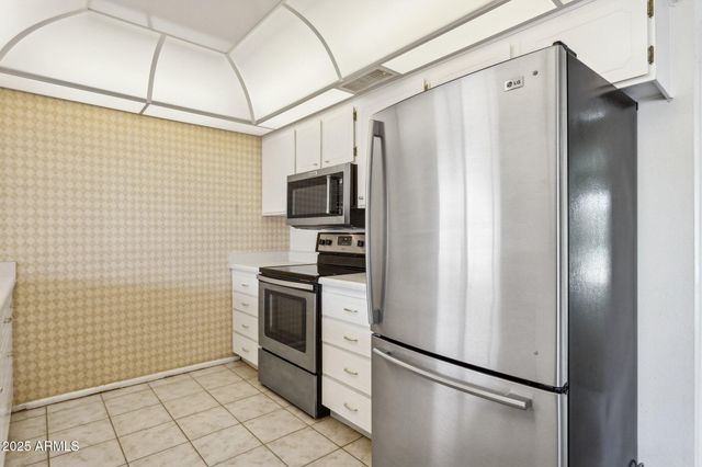 10608 W GULF HILLS Drive, Sun City, AZ 85351