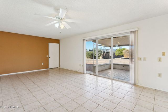 10608 W GULF HILLS Drive, Sun City, AZ 85351