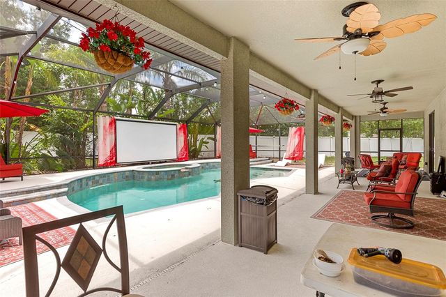1945 ABBEY RIDGE DRIVE, Dover, FL 33527