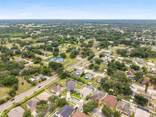 1945 ABBEY RIDGE DRIVE, Dover, FL 33527