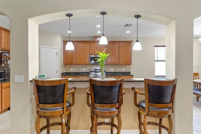 1945 ABBEY RIDGE DRIVE, Dover, FL 33527