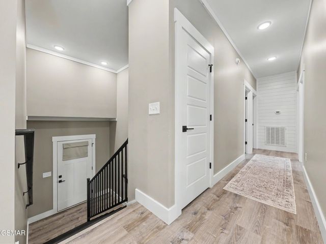 2068 Highpoint Lane, Sevierville, TN 37876