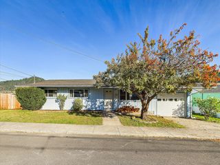 270 Cherry Lane, Rio Dell, CA 95562