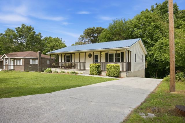 45 Redd Road, Rossville, GA 30741