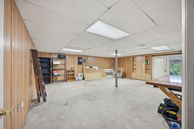 45 Redd Road, Rossville, GA 30741