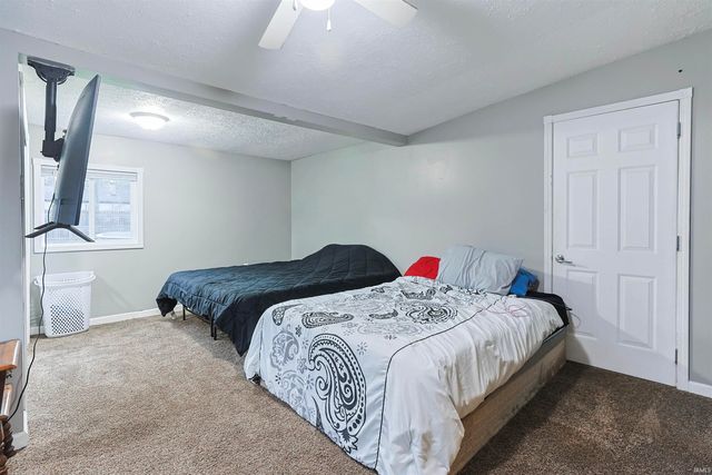 2122 N Elmer Street, South Bend, IN 46628