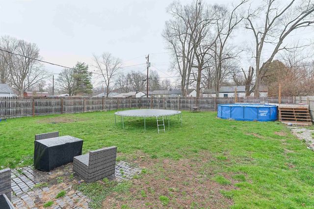 2122 N Elmer Street, South Bend, IN 46628