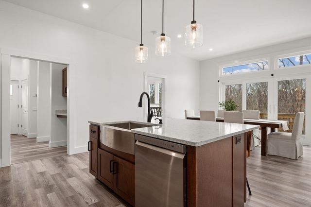 22 Woodbury St, Gloucester, MA 01930