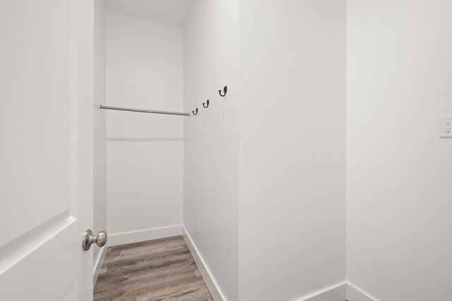 22 Woodbury St, Gloucester, MA 01930