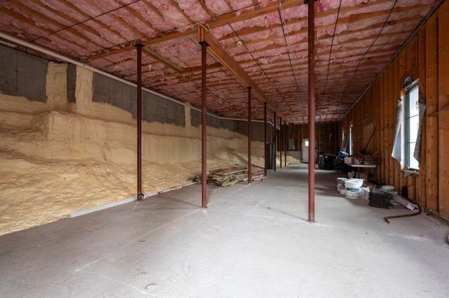 22 Woodbury St, Gloucester, MA 01930