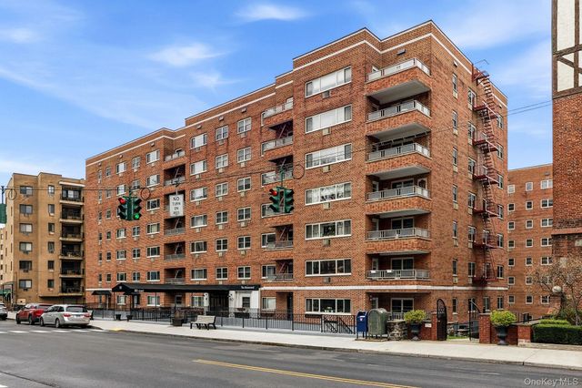 80 E Hartsdale Avenue 101, Hartsdale, NY 10530