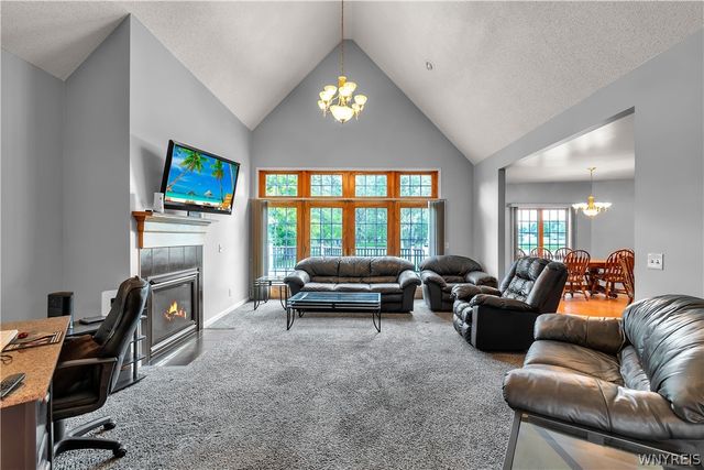 1298 Como Park Boulevard, Cheektowaga, NY 14043