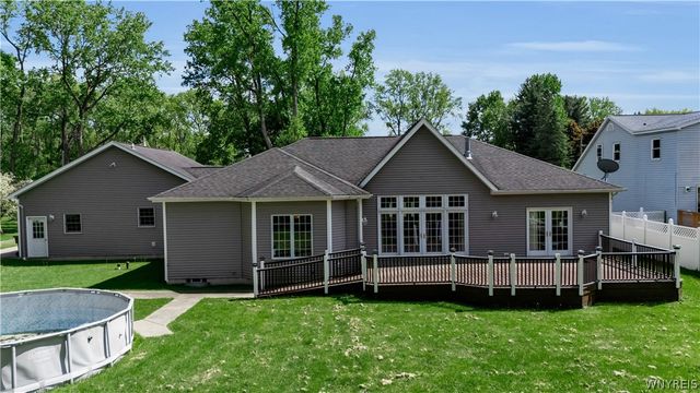 1298 Como Park Boulevard, Cheektowaga, NY 14043