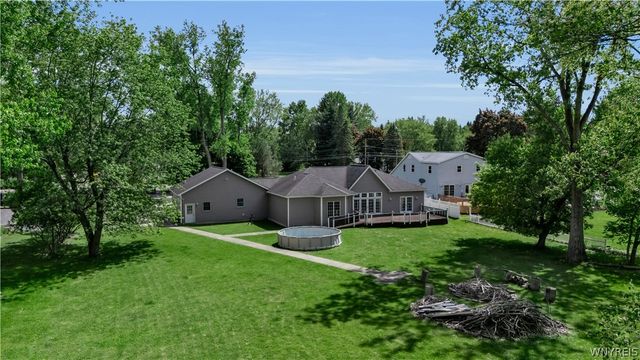 1298 Como Park Boulevard, Cheektowaga, NY 14043