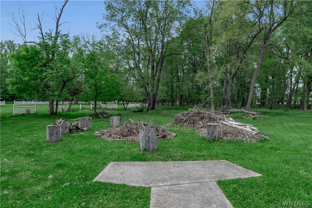 1298 Como Park Boulevard, Cheektowaga, NY 14043