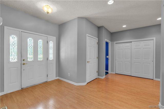 1298 Como Park Boulevard, Cheektowaga, NY 14043