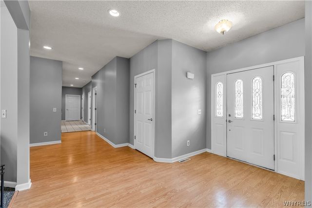 1298 Como Park Boulevard, Cheektowaga, NY 14043