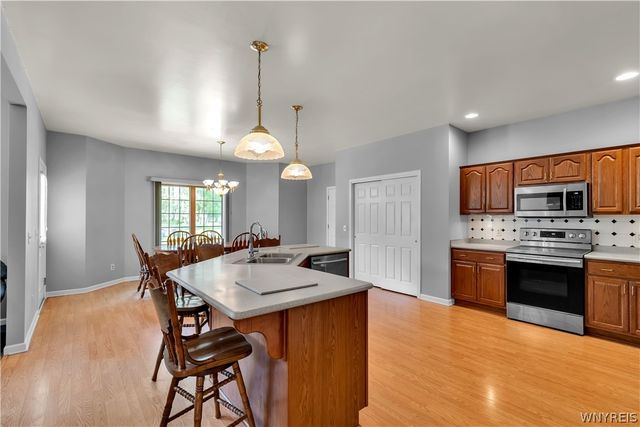 1298 Como Park Boulevard, Cheektowaga, NY 14043