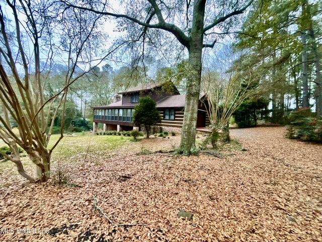 118 Sparks Drive, Magee, MS 39111