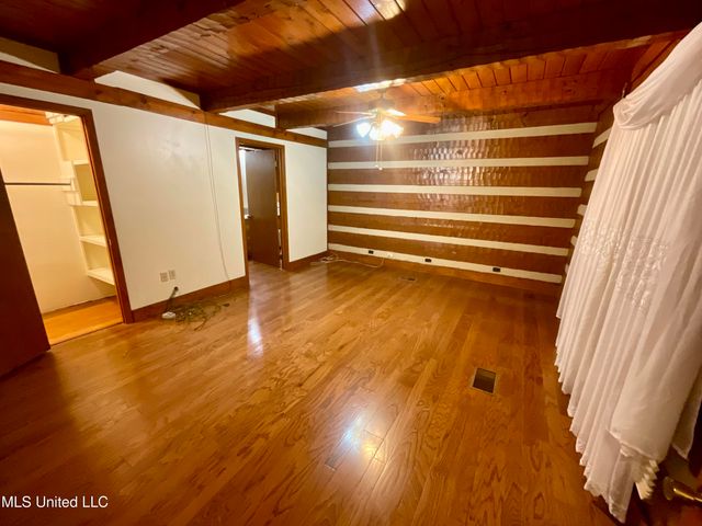 118 Sparks Drive, Magee, MS 39111