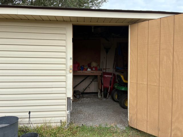 721 S Lightner Ave, Iowa, LA 70647