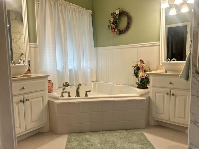 111 Country Oaks Drive, Malvern, AR 72104