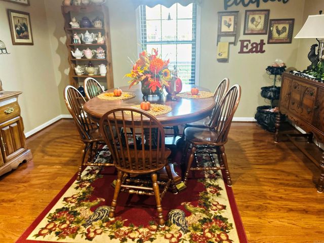 111 Country Oaks Drive, Malvern, AR 72104