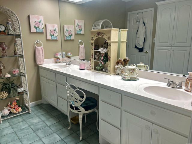 111 Country Oaks Drive, Malvern, AR 72104