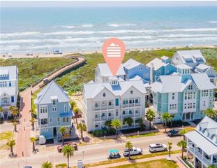 328 Coastline Dr, Port Aransas, TX 78373