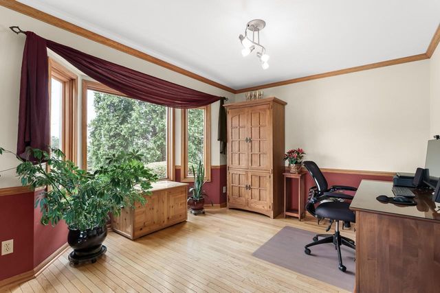 N106W14764 Harrison CIRCLE, Germantown, WI 53022