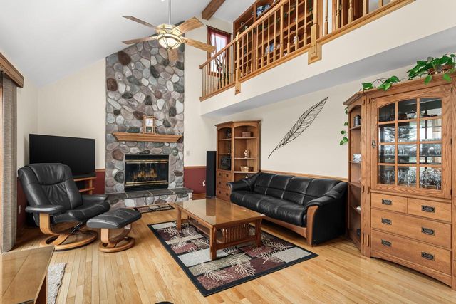 N106W14764 Harrison CIRCLE, Germantown, WI 53022
