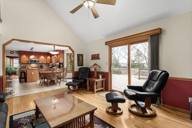 N106W14764 Harrison CIRCLE, Germantown, WI 53022