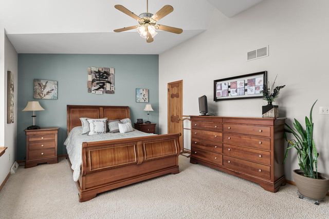 N106W14764 Harrison CIRCLE, Germantown, WI 53022